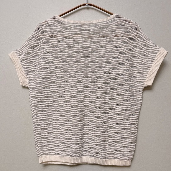 Chico’s Shine Stitch Ruth Pullover, White and Silver Sz 1 - Picture 2 of 7